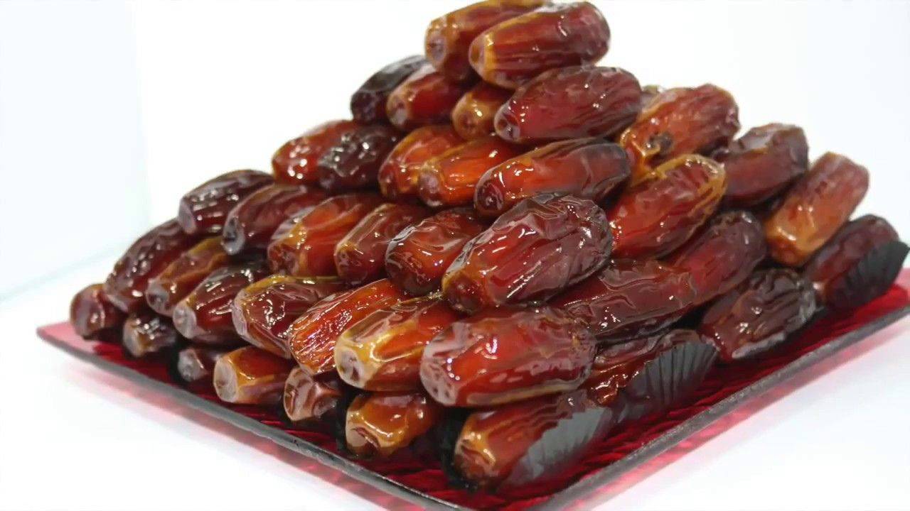 5 best seedless dates you must include in your diet for a healthy body